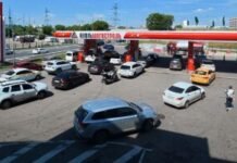 Москва повернулася до обмежень на продаж пального