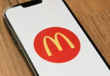 Досьє на 515 сторінок: що знає про своїх клієнтів McDonald’s
