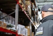 Податківці зможуть вимагати пред’явити товар: що готують для бізнесу
