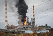За 1 500 кілометрів від України палає промислова зона Уфи після атаки БпЛА