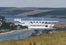 Водна криза: скидання води з Дністровського водосховища знову зменшено