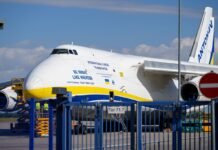 Дрон із вибухівкою біля українського літака в Лейпцигу міг збити водій автобуса, – Welt
