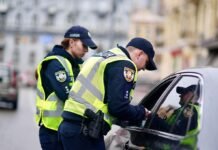Чи може поліція оштрафувати, якщо водій забув права вдома: що говорить закон
