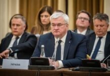 Зростаючі витрати на оборону України мають покривати активи РФ, – Сибіга