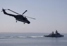 Російський фрегат обстріляв сигнальними ракетами вертоліт Данії