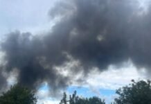 У Житомирі масштабна пожежа після атаки російських реактивних дронів