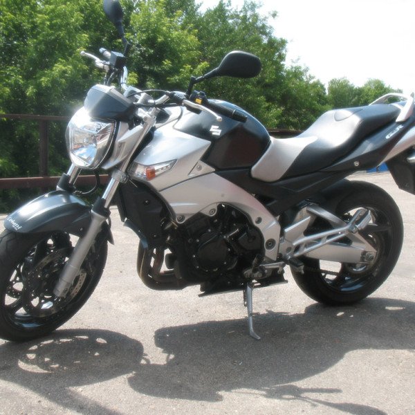 Сузуки GSR 600 — 2006