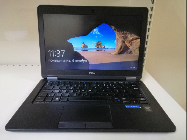 Ноутбук Dell Latitude E7250 12.5" (1366x768) / Intel Core i5-5300U (2.3 ГГц) / RAM 4 ГБ / SSD 128 ГБ