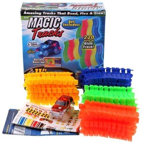 Гоночный гибкий трек конструктор Magic Tracks 220 деталей