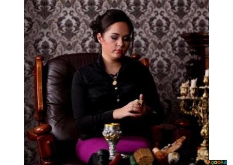 Экстрасенс в Киеве — помощь в любви, деньгах и защите.