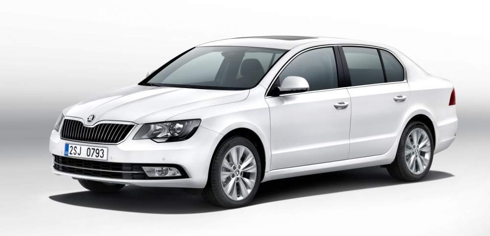 Шкода Суперб (Skoda Superb) 1.8 TSI MT Ambition