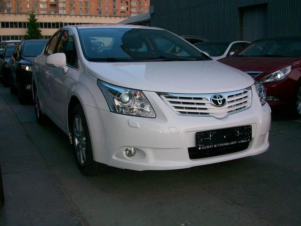 TOYOTA AVENSIS 1,8 АКПП 2012