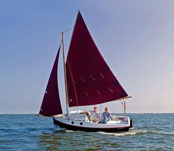 Чертежи для самостоятельной постройки парусной яхты PocketShip