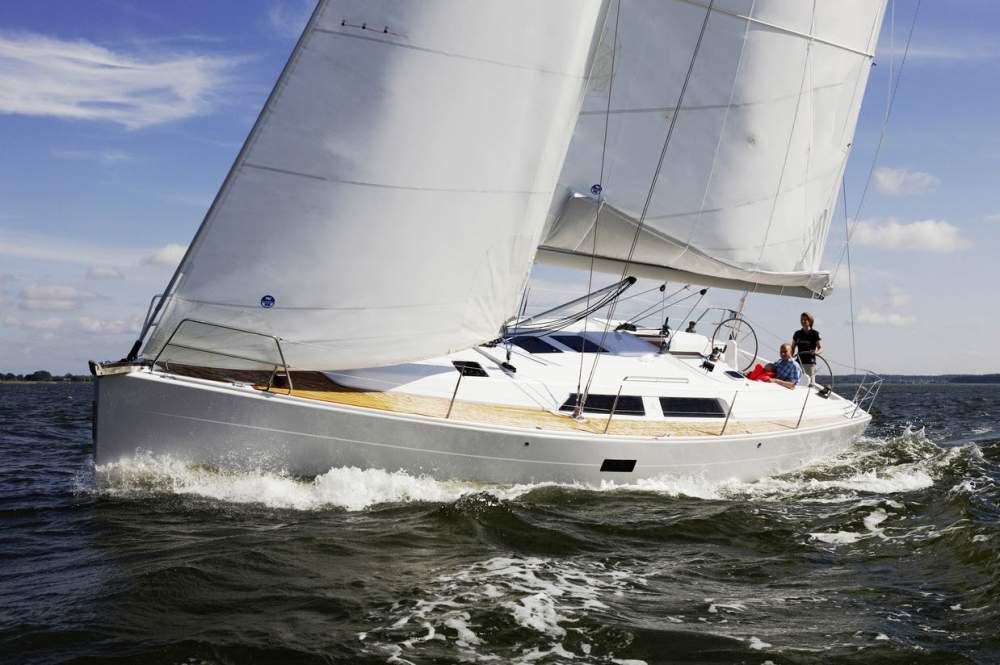 Парусная яхта Hanse 400. Парусные яхты в Киеве, Украина. Специальная цена на новую модель Hanse 400.