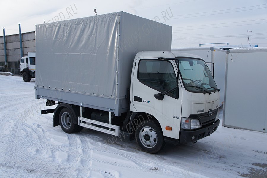 Тент с распашными дверями Hino 300