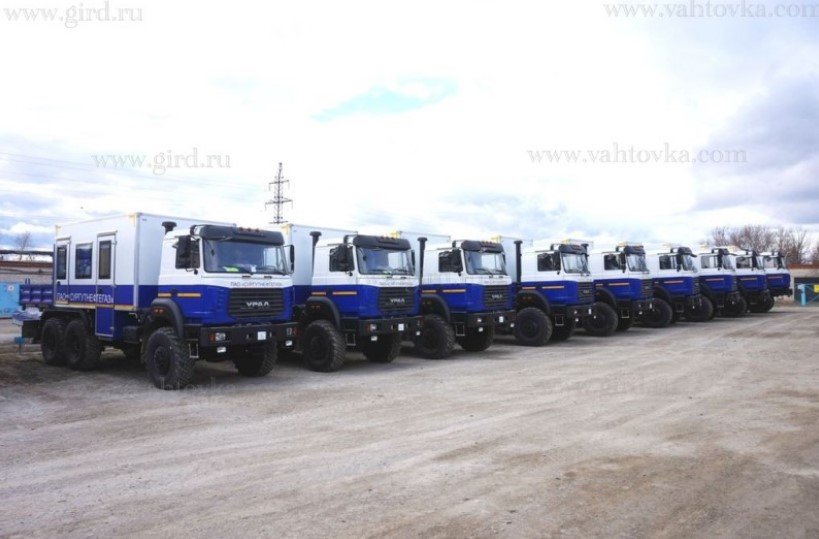Вахтовые автобусы на шасси Урал 4320 с бортовой платформой