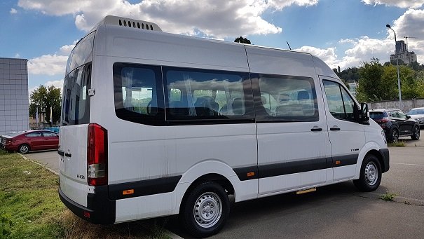 Мікроавтобус Hyundai H 350 Bus