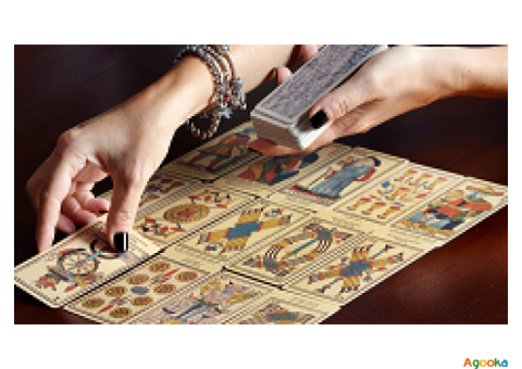 Ясновидящая Киев. Гадание Киев. Помощь в возврате любимых.