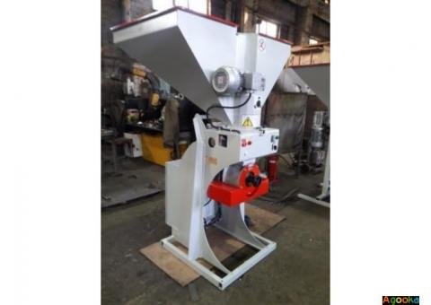 Тестоделитель шнековый Кузбасс 68-2М (с вертикальной шнековой камерой)